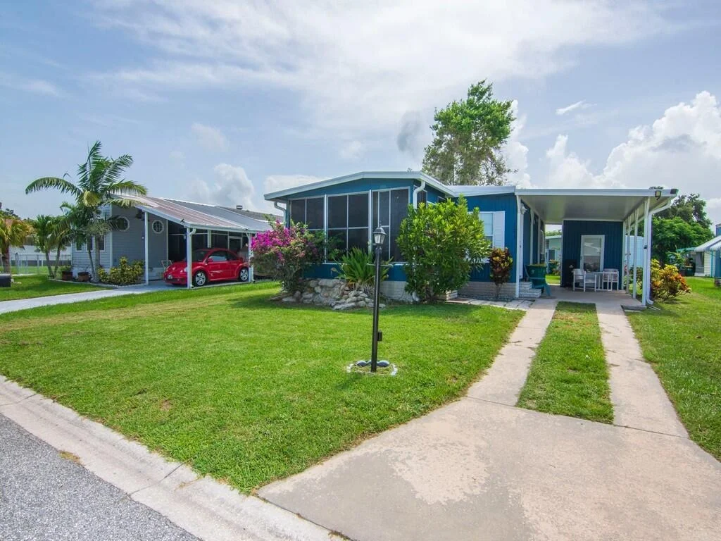 Photo of 1033 Oriole Circle