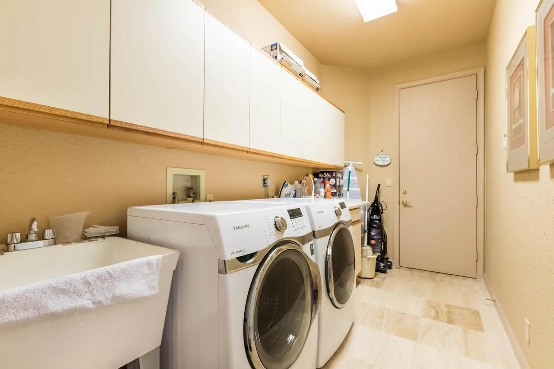 Photo of 8591 Rolling Hills Boulevard