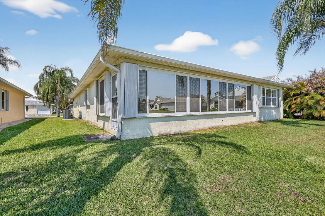 Photo of 5936 Alexandria Circle