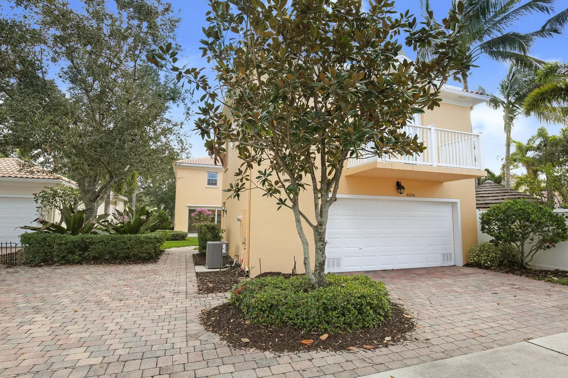 Photo of 4014 Community Drive