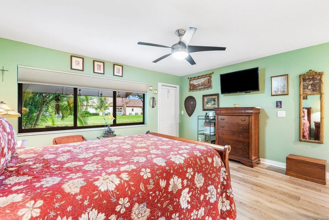 Photo of Unit B at 14070 Nesting Way