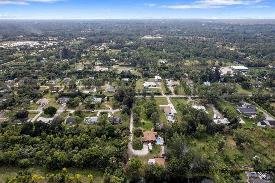 Photo of 2371 147th Drive N