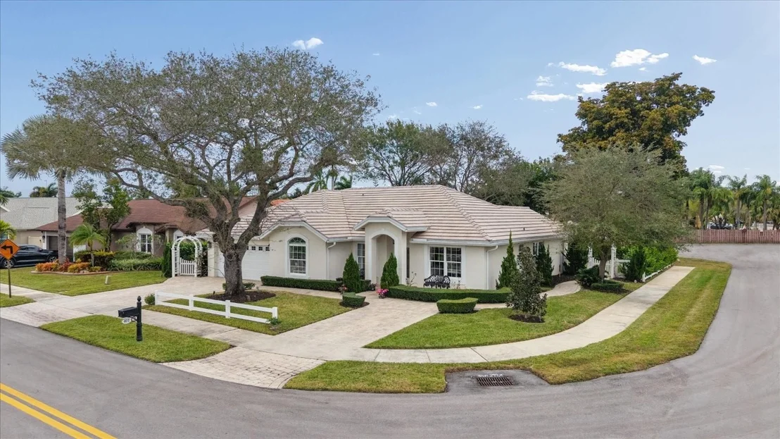Photo of 401 Barbri Lane
