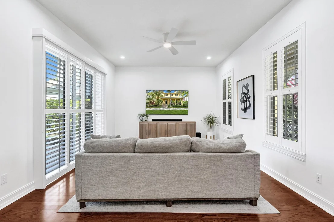 Photo of 111 LEATHER LEAF Drive