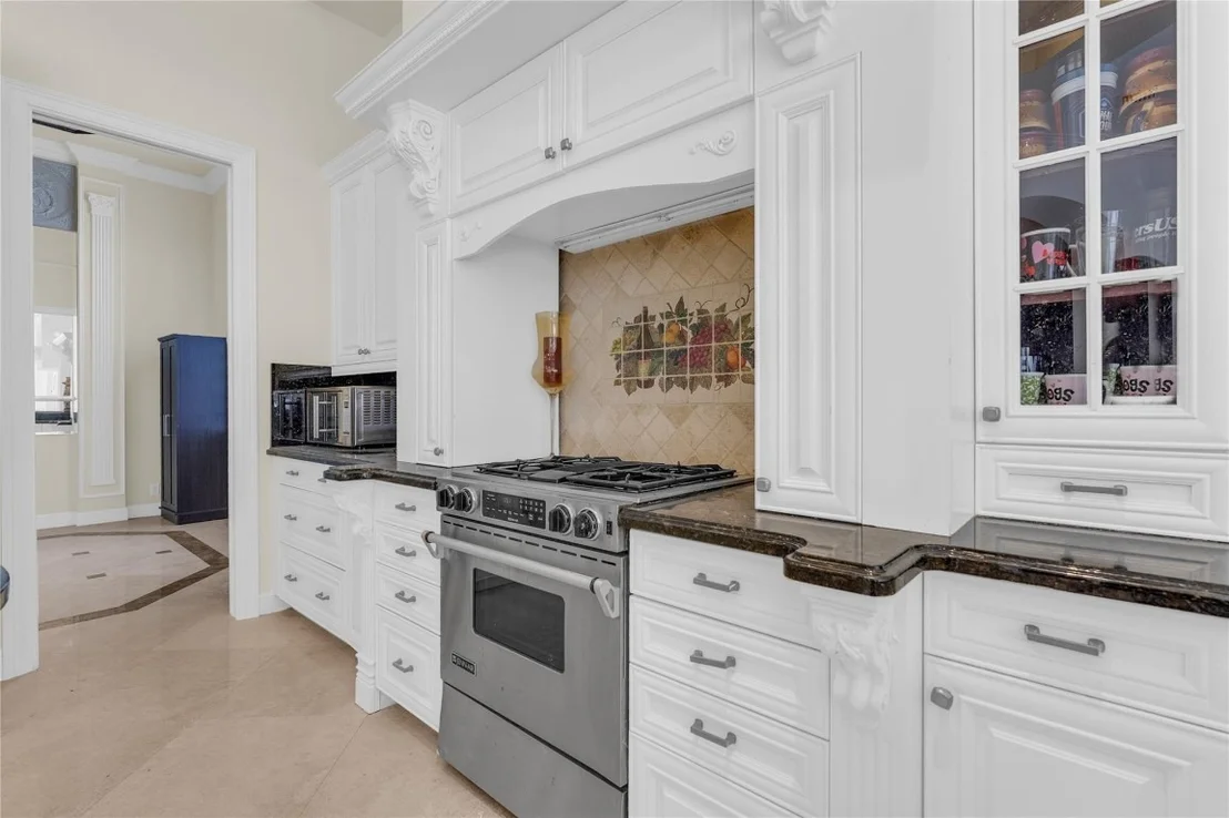 Photo of 16267 Bristol Pointe Drive