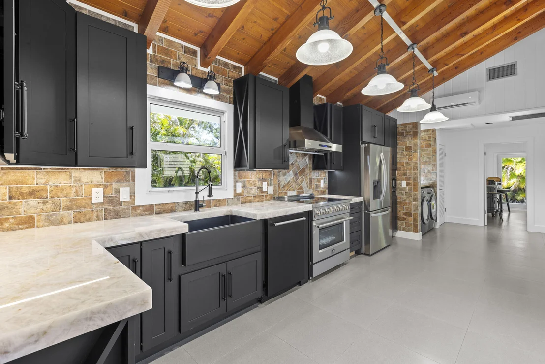 Photo of 4931 Clock Road