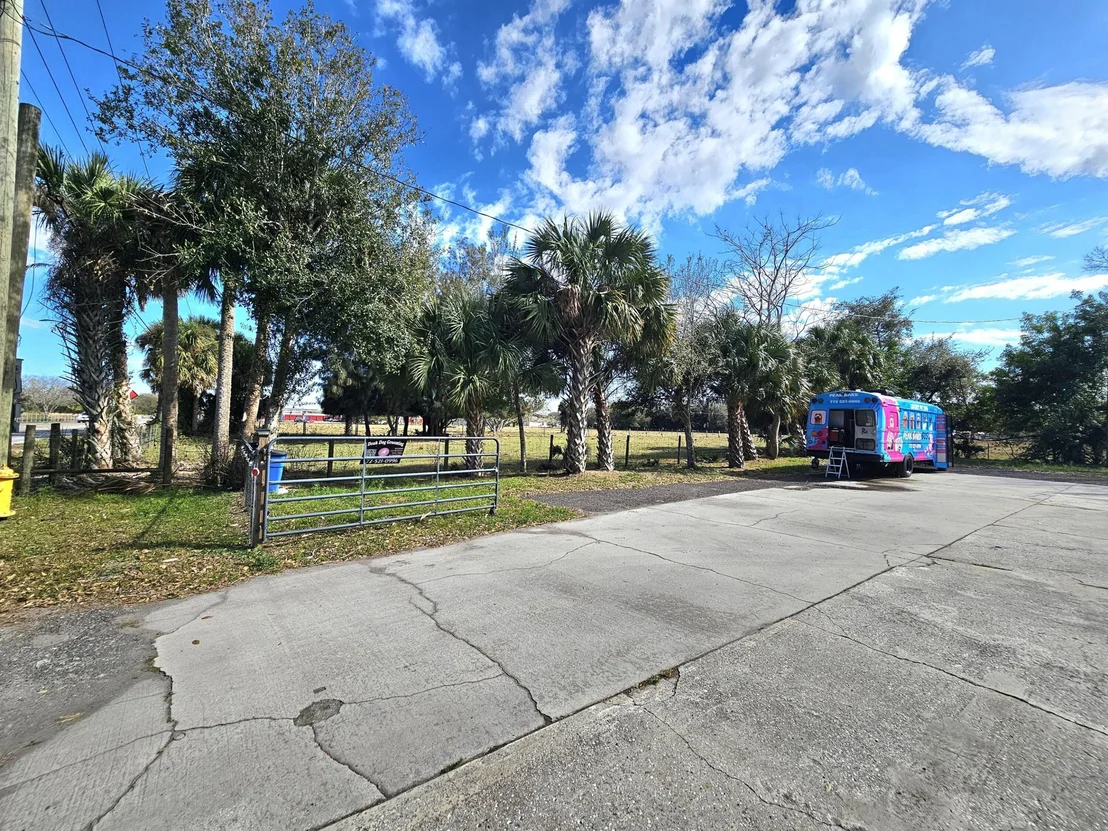Photo of 2594 Hwy 70 W