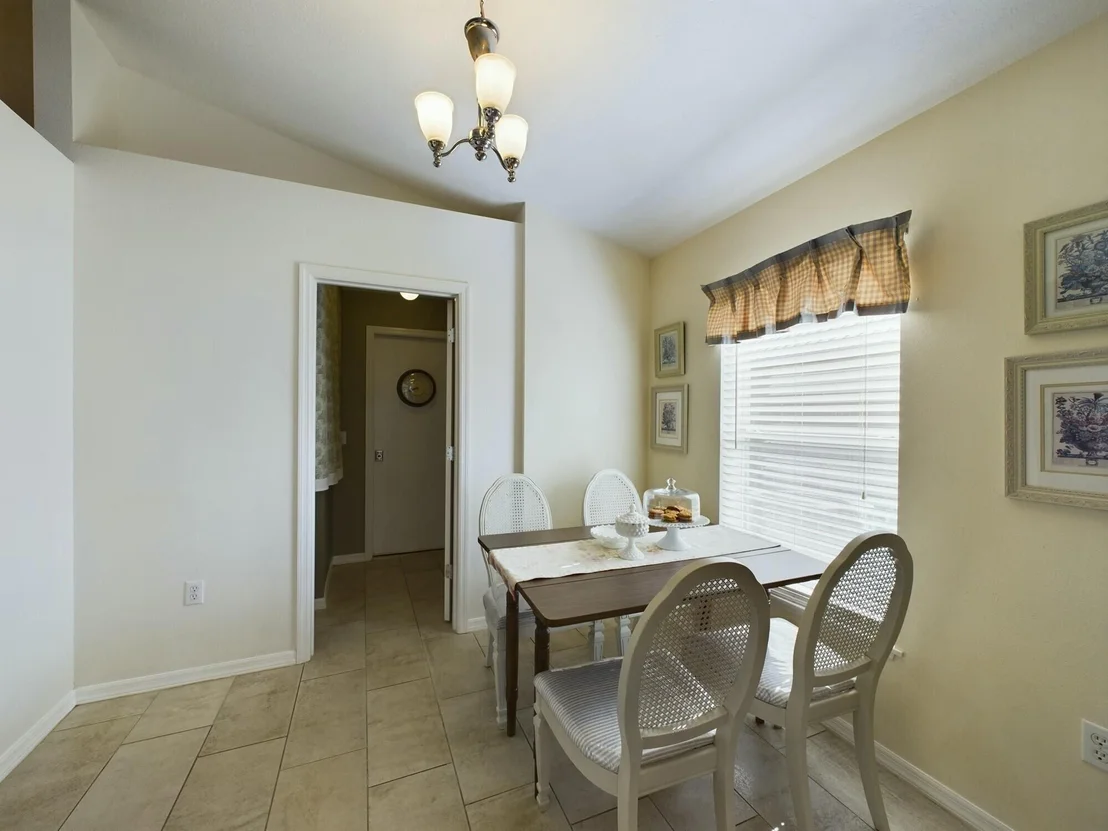 Photo of 467 SE 38th Avenue