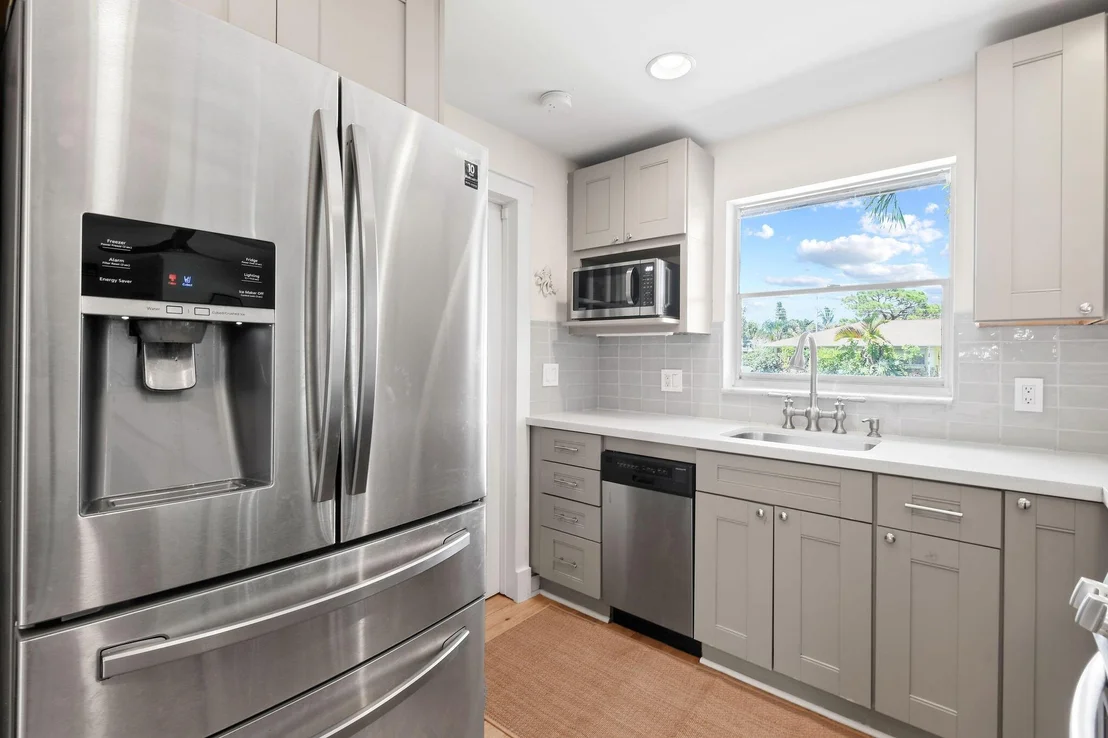 Photo of 20 Windsor Road E