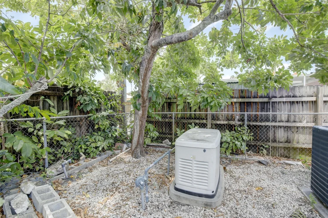 Photo of 7141 Biltmore Boulevard