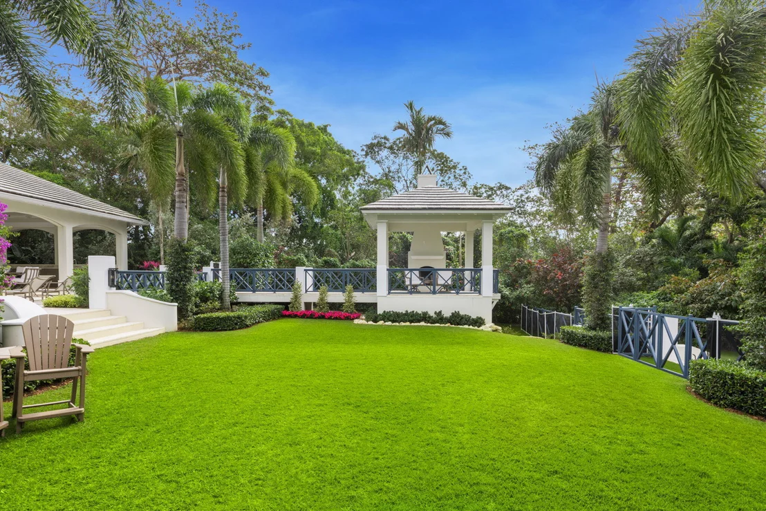 Photo of 1222 N Ocean Boulevard