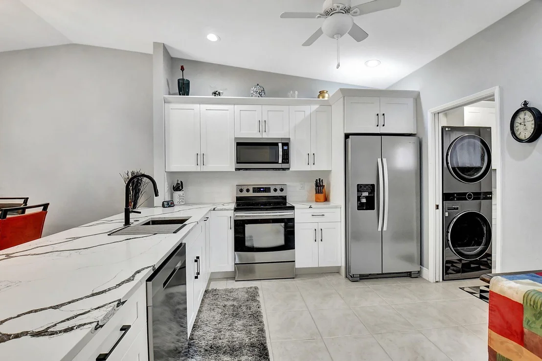 Photo of 8313 Springtree Road