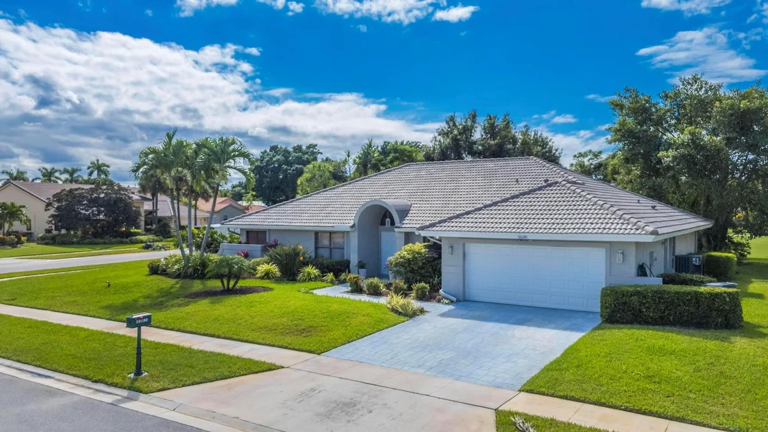 Photo of 10180 Silver Lake Drive