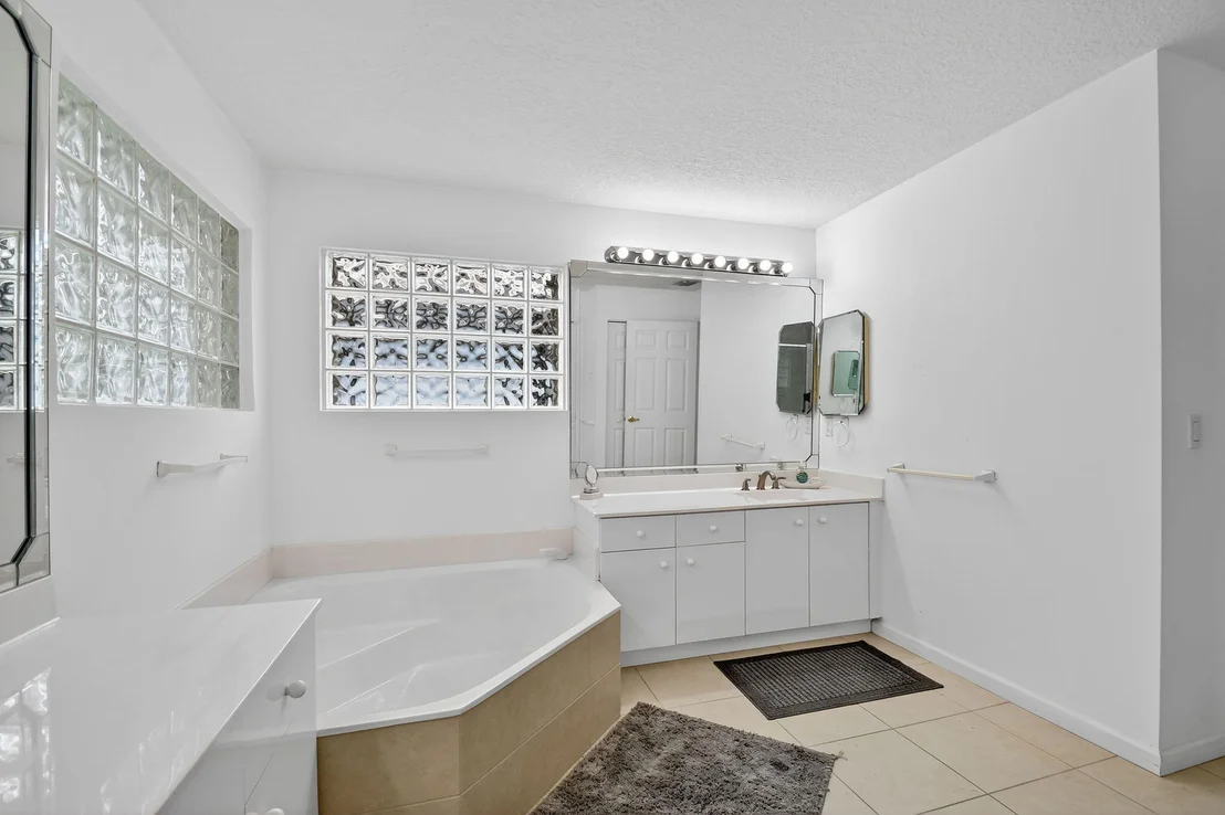 Photo of 2804 Waters Edge Circle