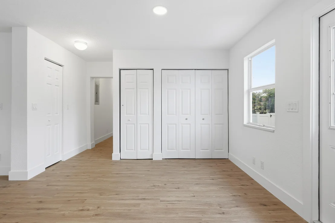 Photo of 18066 Limestone Creek Road