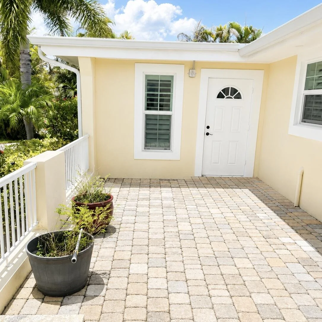 Photo of 1023 NW SPRUCE RIDGE Drive