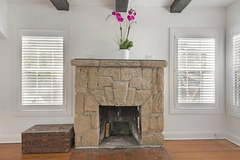 Photo of 308 Monroe Drive