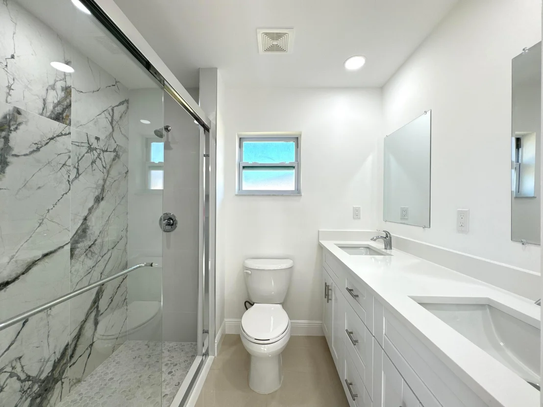 Photo of 4930 Biscayne Drive