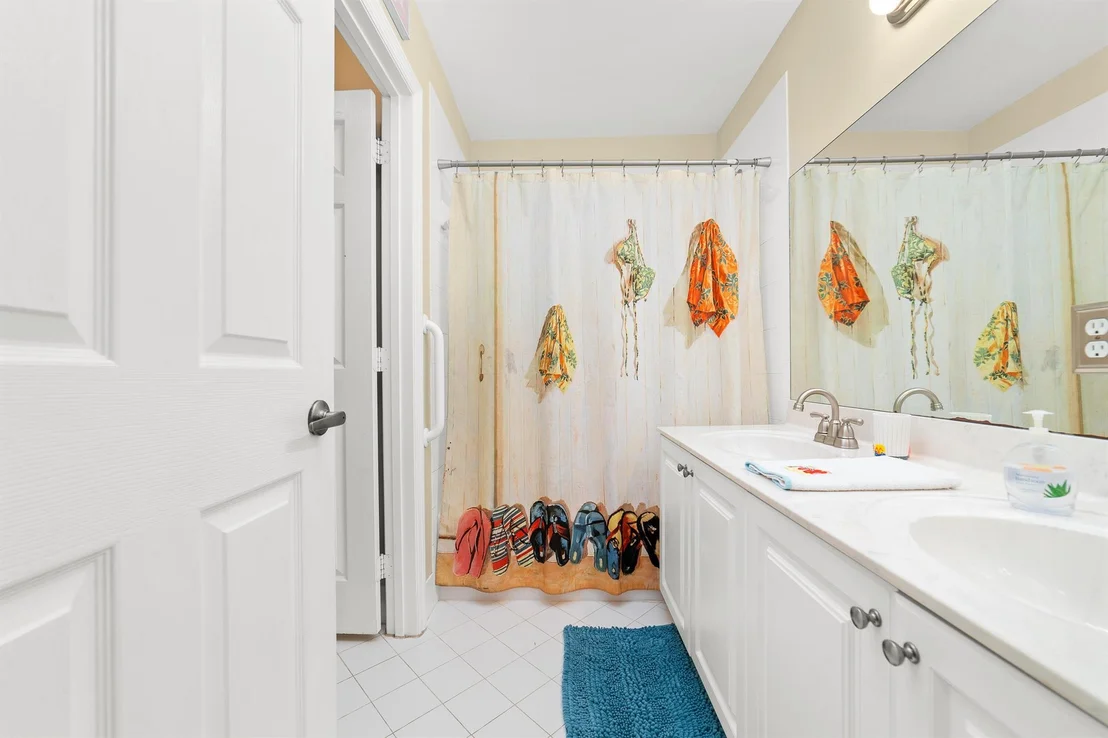 Photo of 7671 Oak Grove Circle