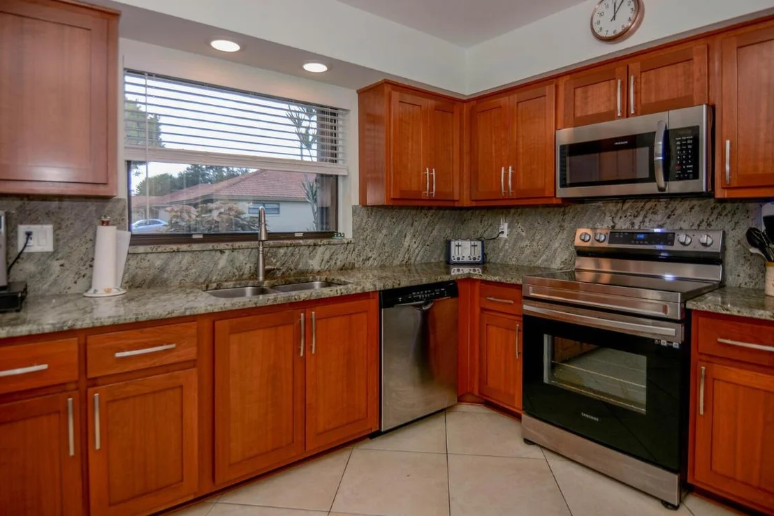 Photo of Unit A at 4580 Laurel Tree Road