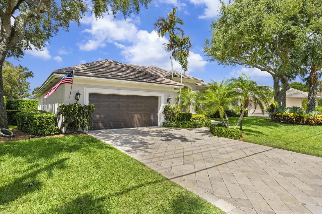Photo of 19044 SE Jupiter River Drive