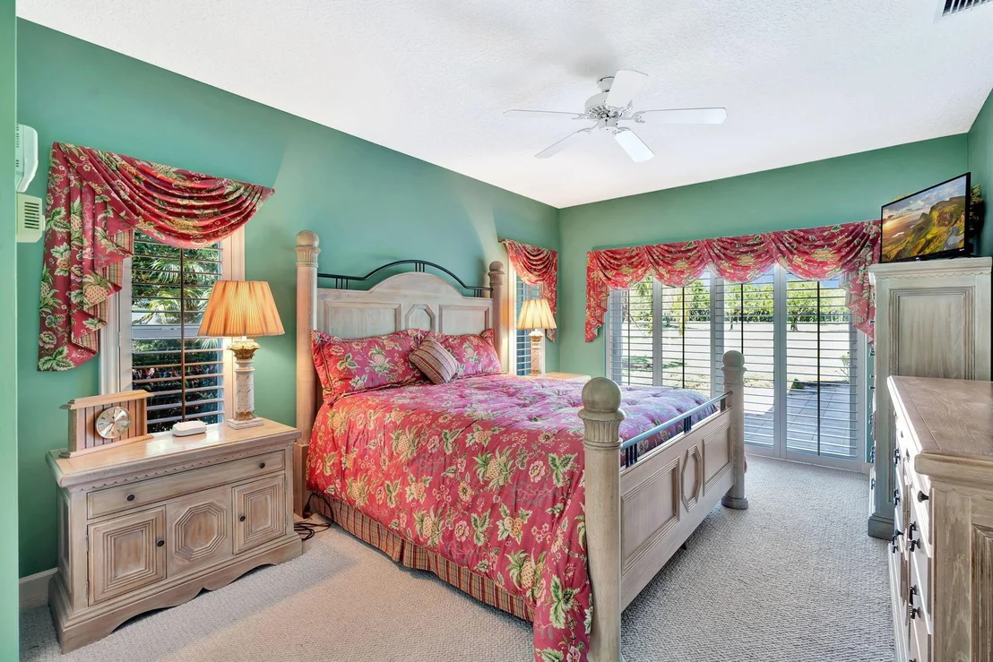 Photo of 5983 SE Glen Eagle Way