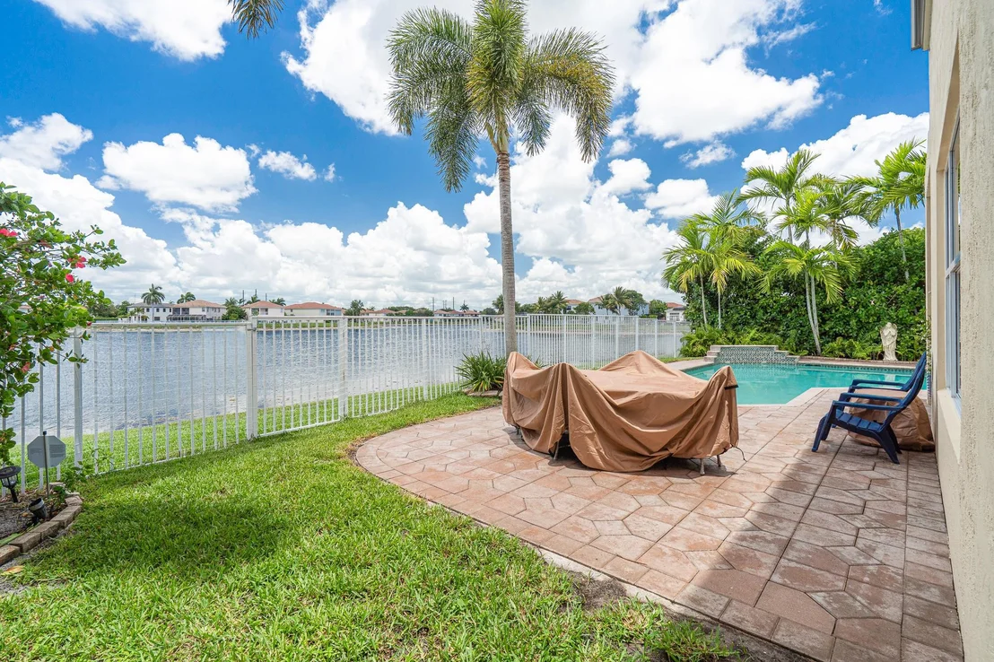 Photo of 1236 Bay View Way