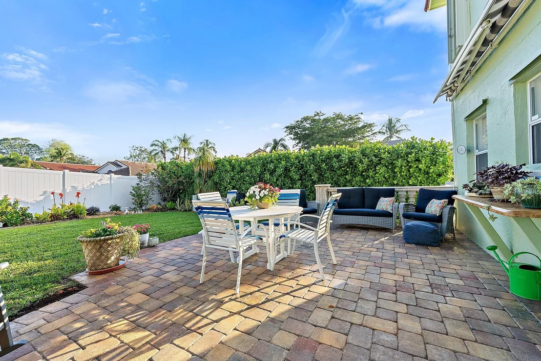 Photo of 149 Stonebriar Boulevard