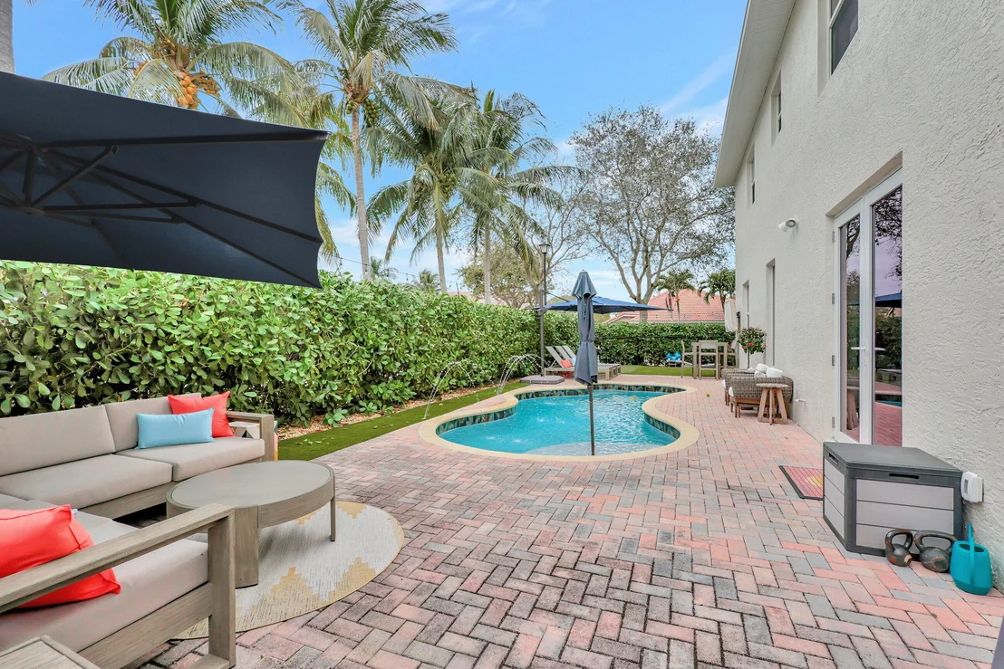 Photo of 1039 Egret Circle N