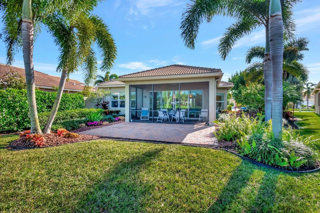 Photo of 12396 Cascade Valley Lane