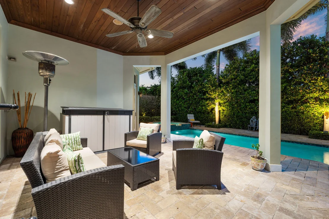 Photo of 2460 Queen Palm Road