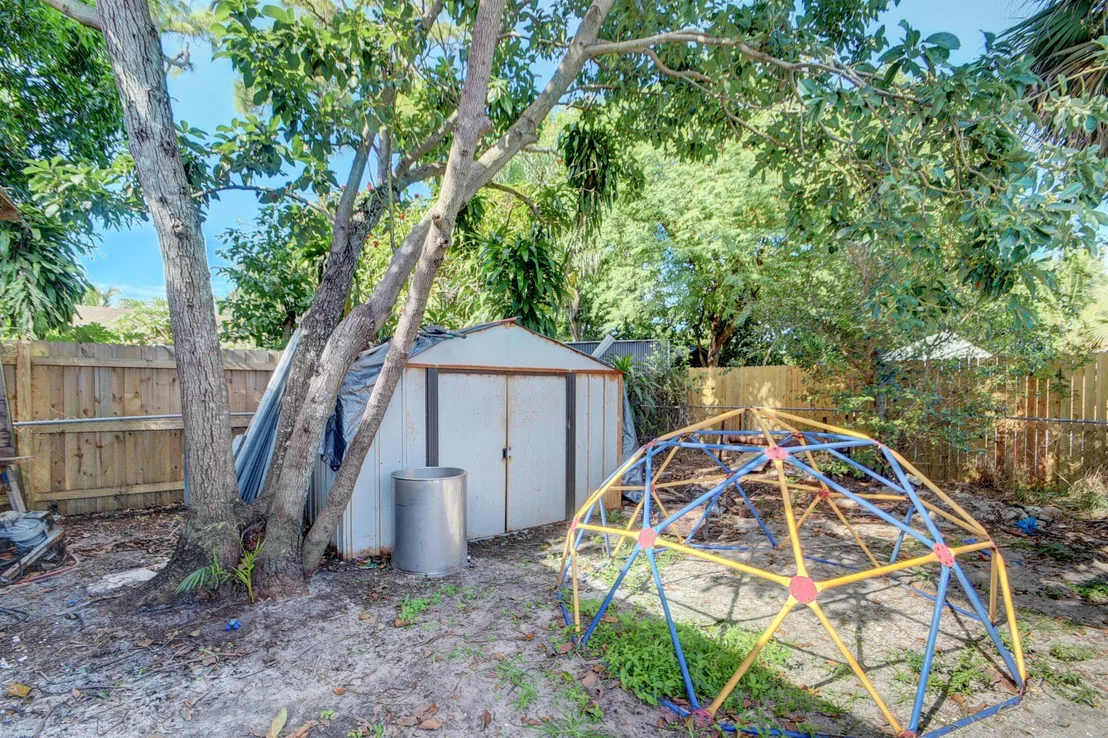 Photo of 209 3rd Street
