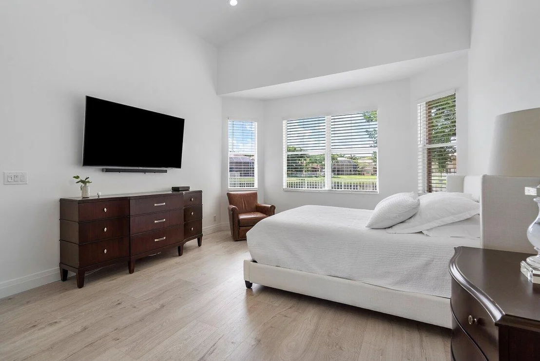 Photo of 8140 Viale Matera
