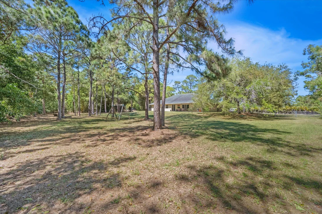 Photo of 14606 85th Road N