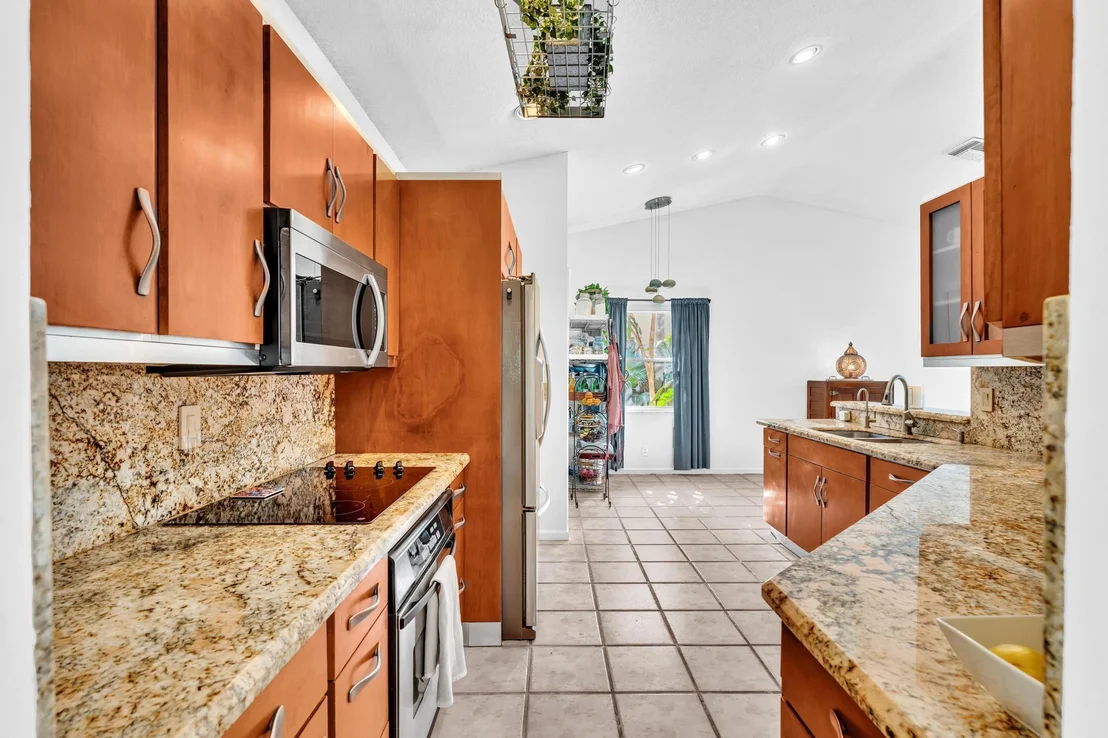 Photo of 498 Oregon Lane