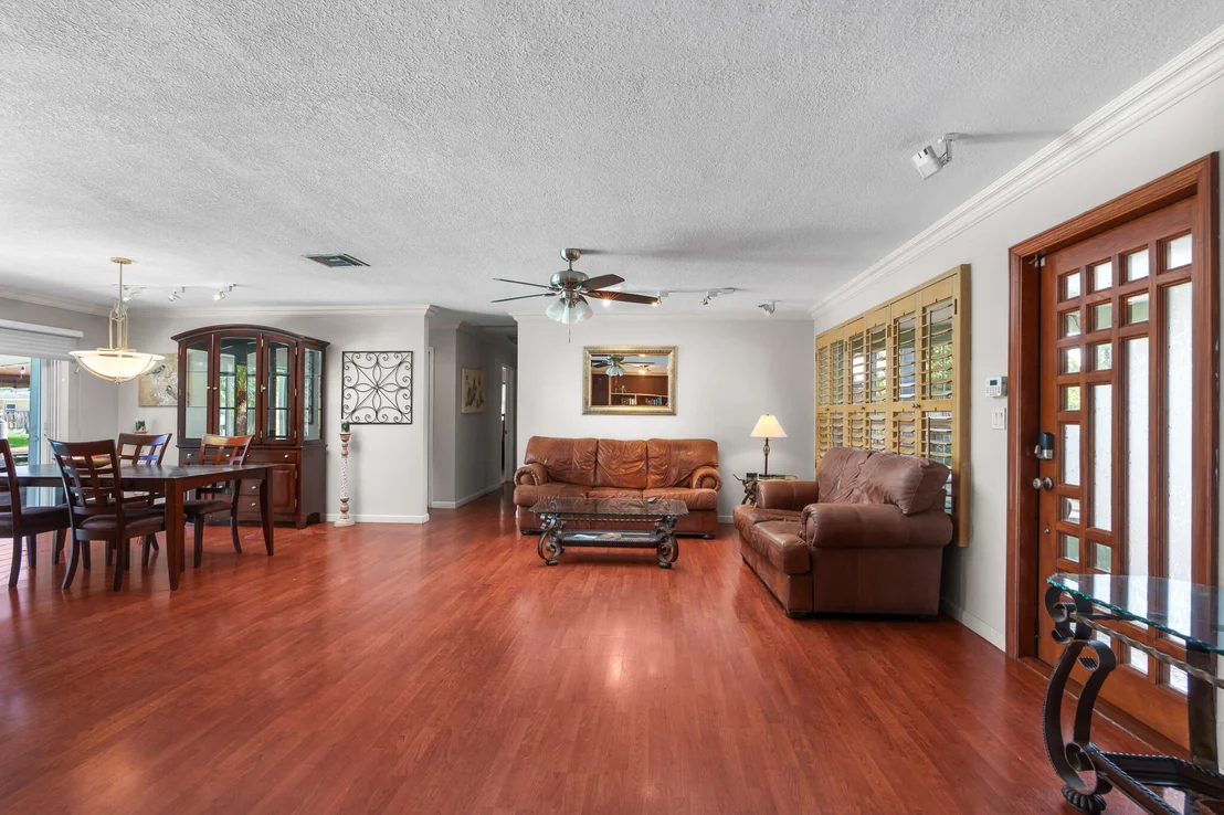 Photo of 101 SE 14th Street