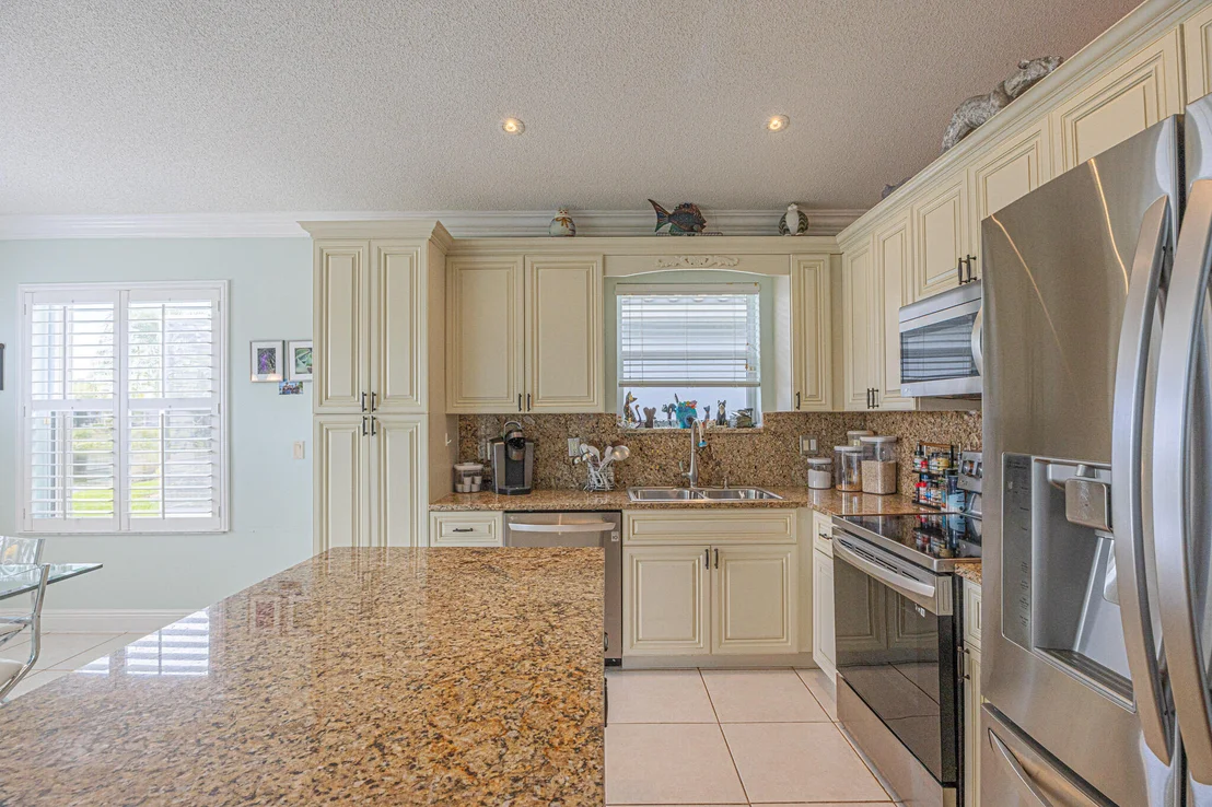 Photo of 10394 UTOPIA Circle E