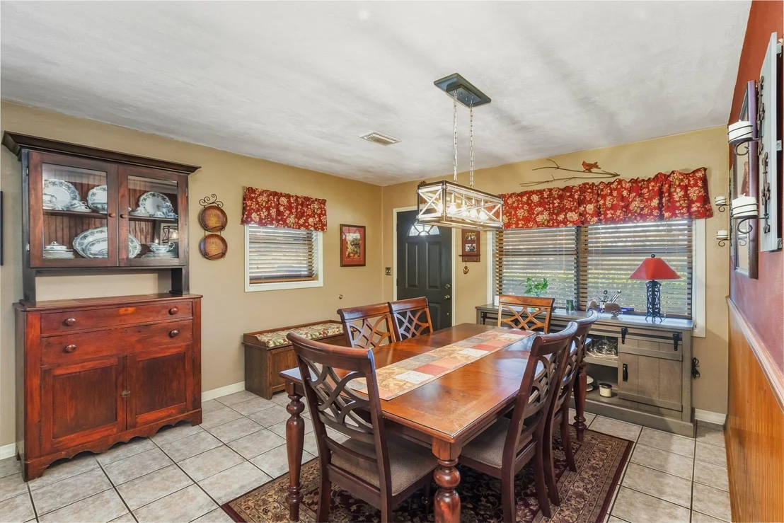 Photo of 2266 Post Road