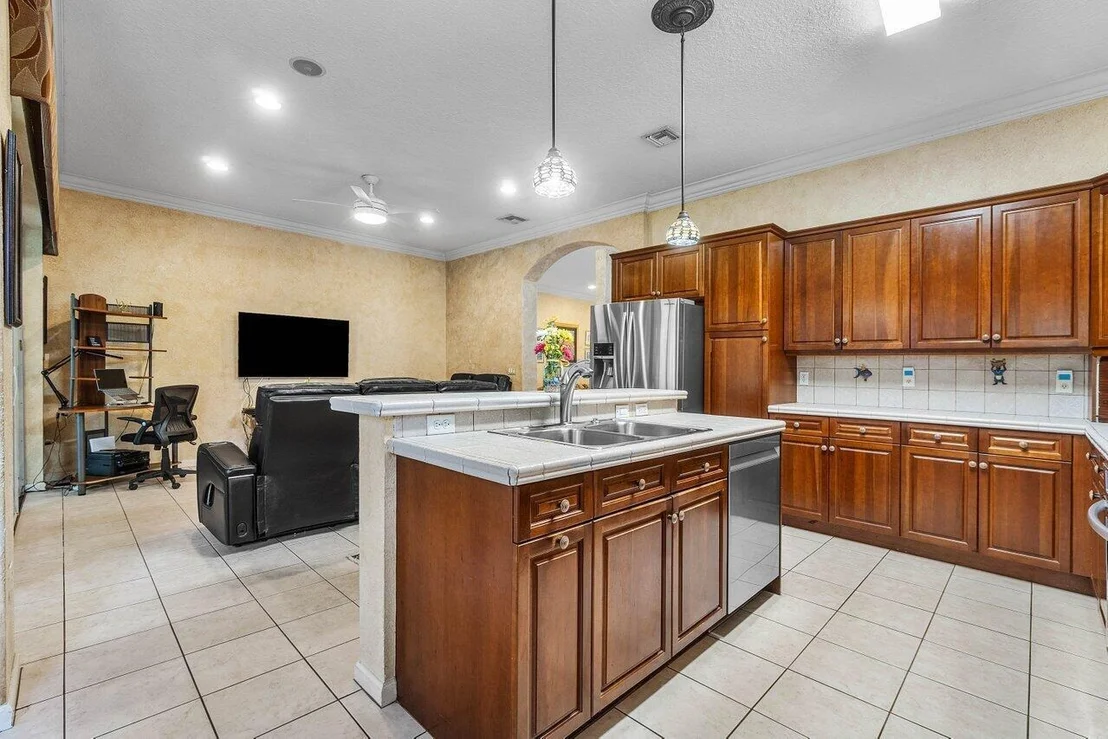 Photo of 9034 Alexandra Circle