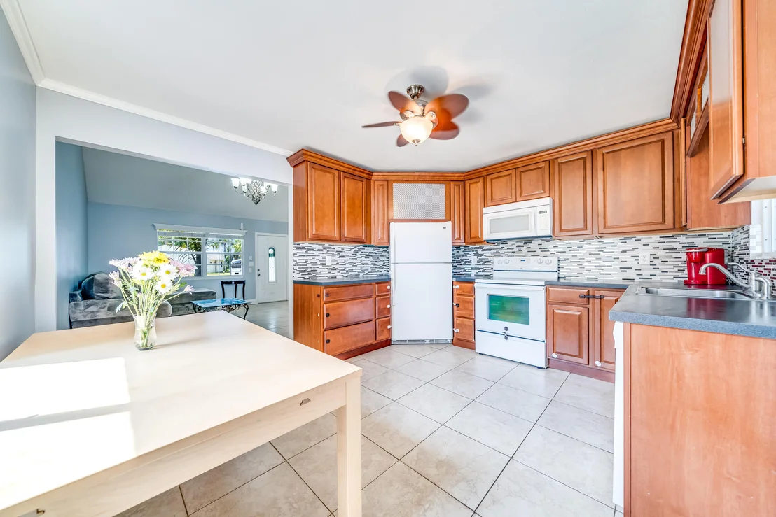 Photo of 5 Whitehall Way