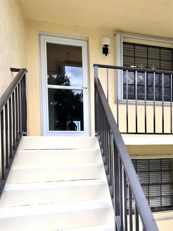 Photo of Unit C at 1082 Keystone Drive