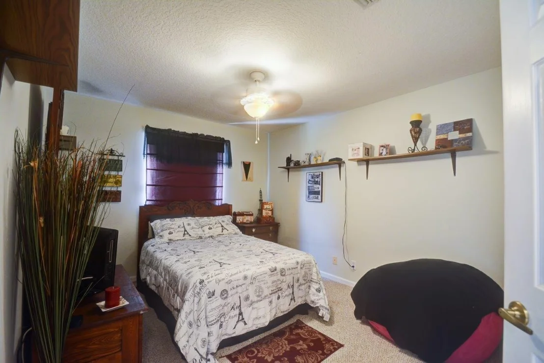 Photo of 2414 SE Springtree Place