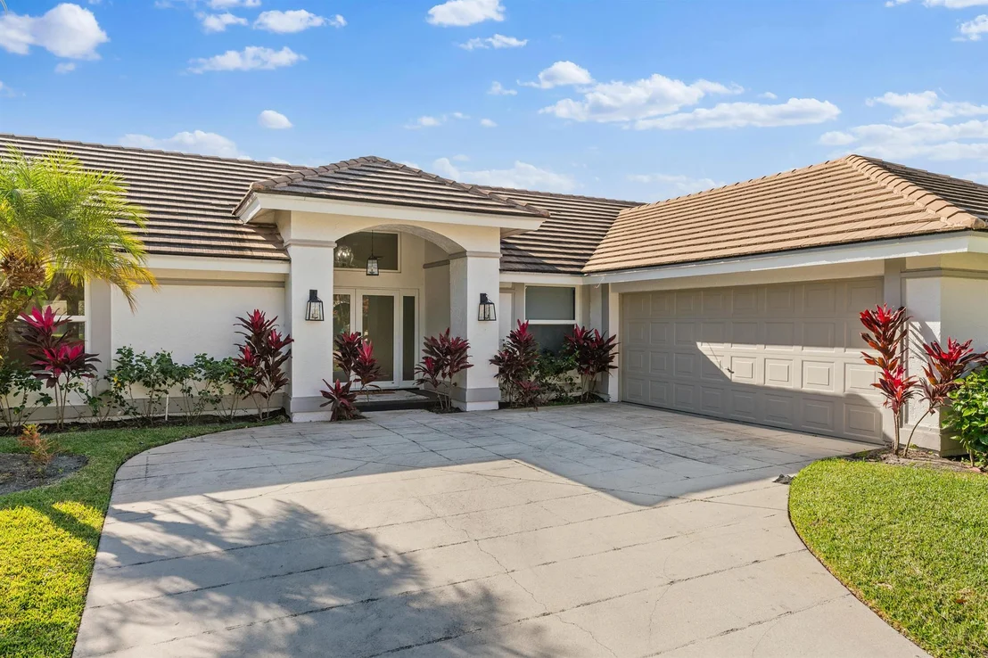 Photo of 6626 Winding Lake Drive