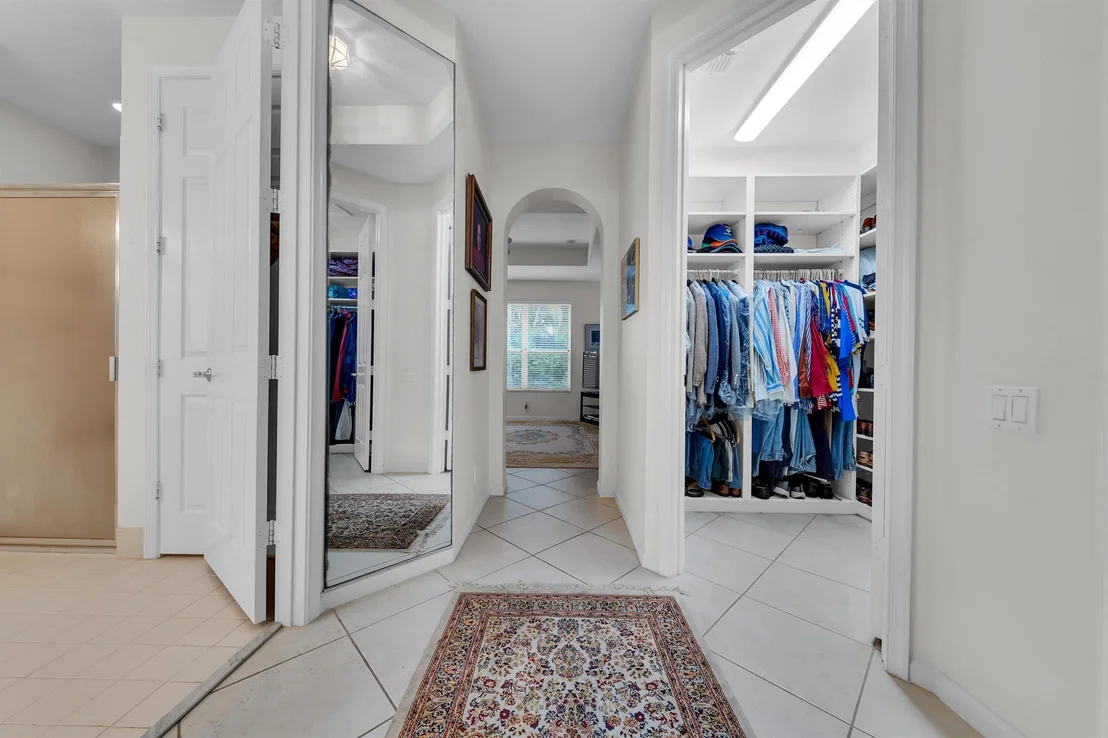 Photo of 6538 Arno Way