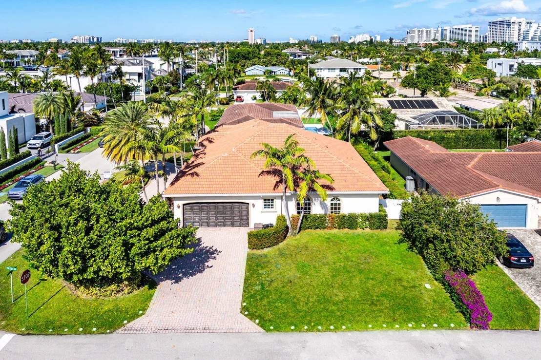 Photo of 2920 Spanish River Road