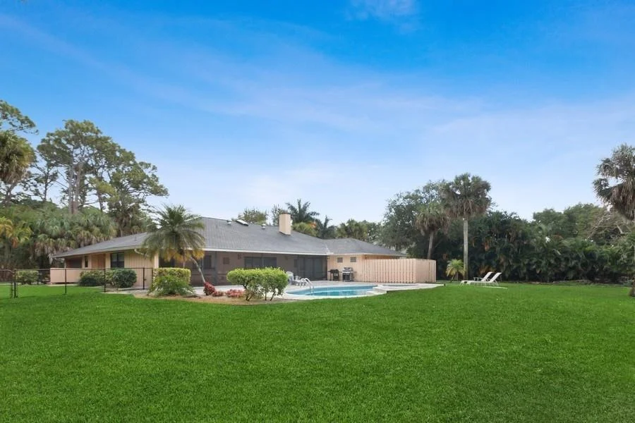 Photo of 2520 Greenbrier Drive