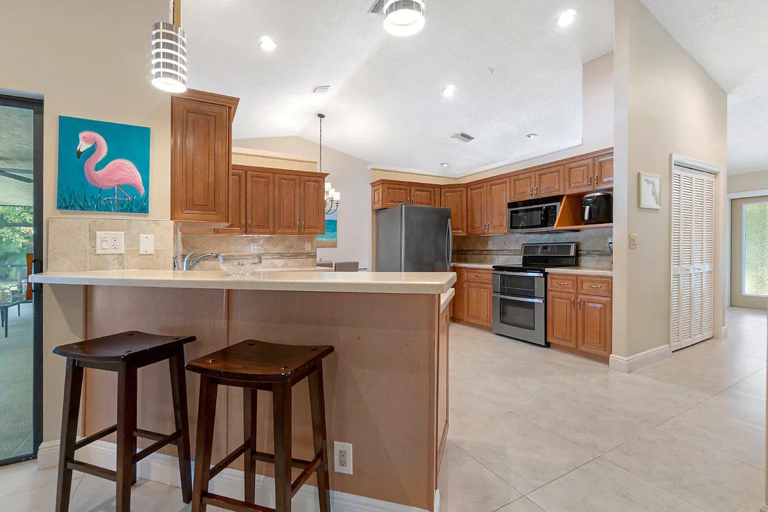 Photo of 772 Juniper Place