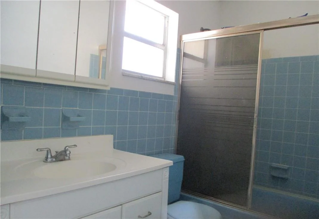 Photo of 6972 NW 1st Street