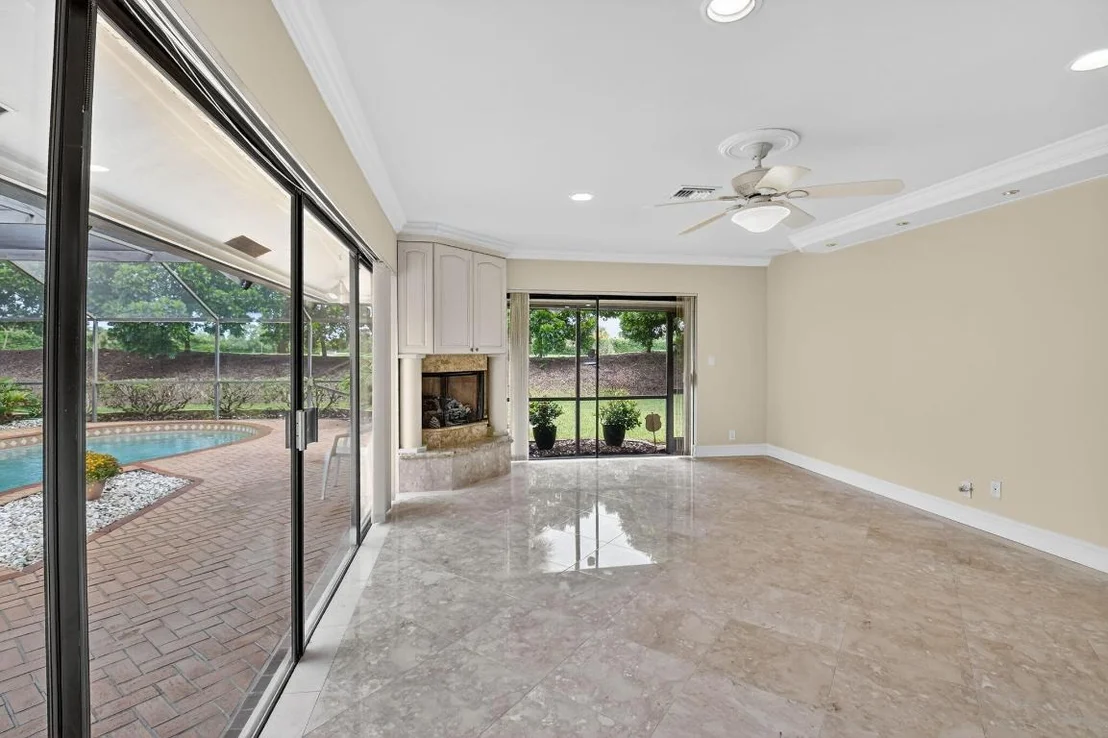 Photo of 5884 Pinebrook Drive