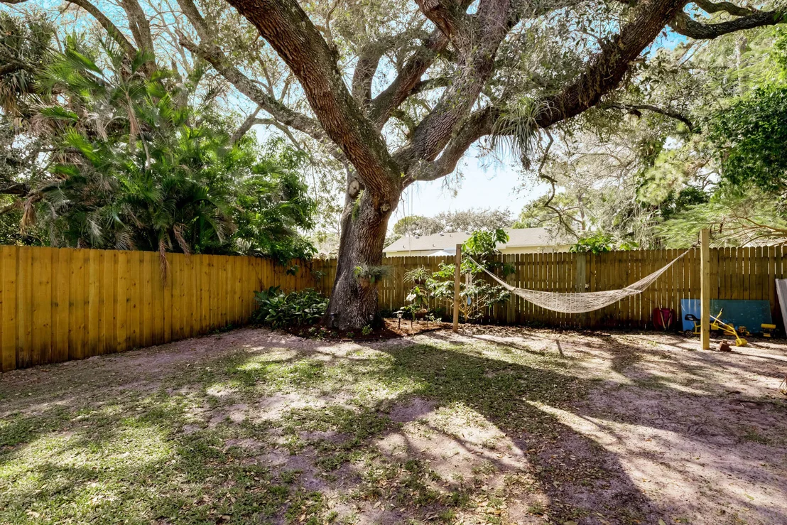 Photo of 805 Mathis Street